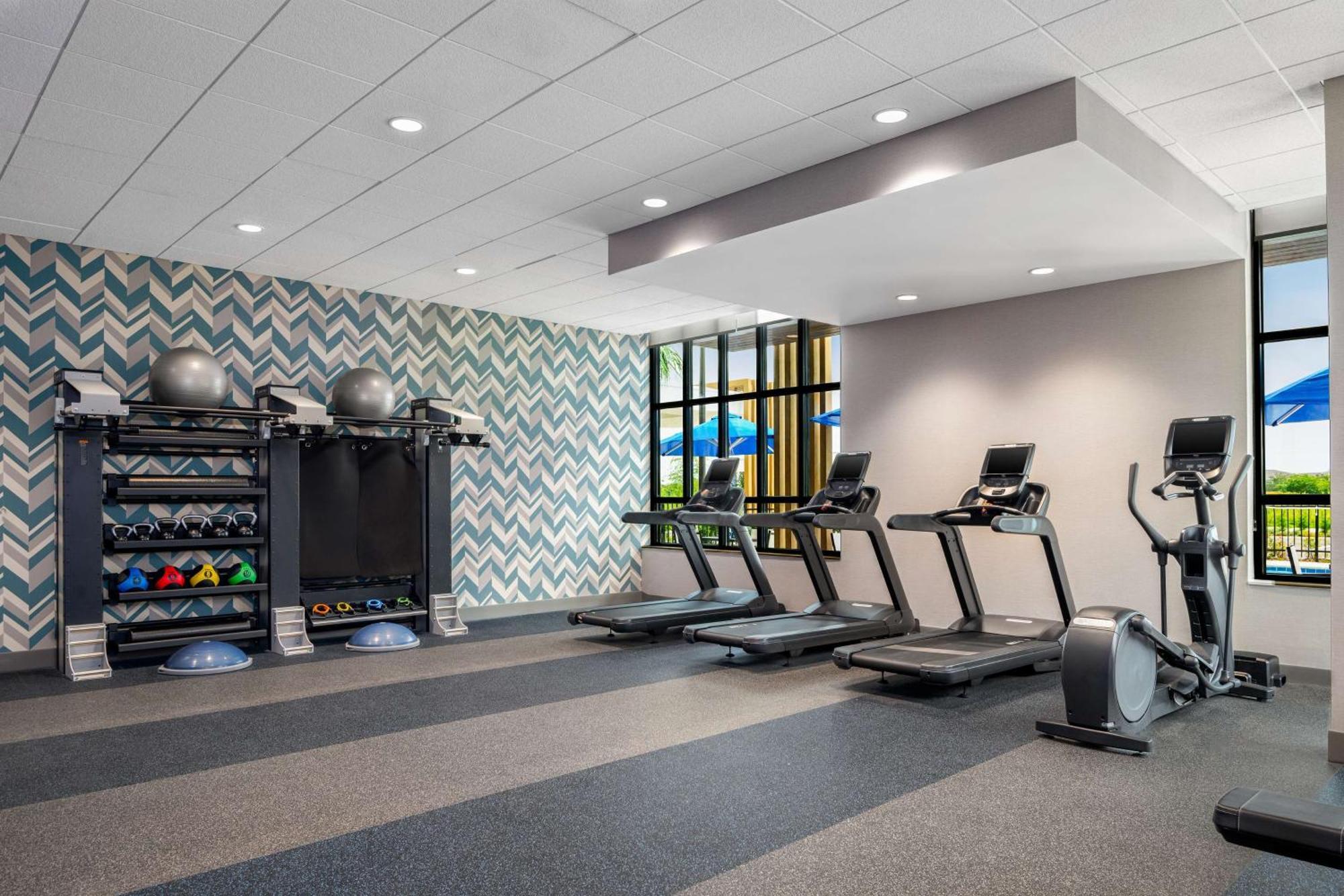 Hilton Garden Inn Orlando I-4 Millenia Blvd Mall المظهر الخارجي الصورة
